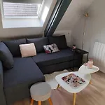 Au Pied Du Chateau D'isenbourg, Tres Beau F4 Neuf Avec Jardin Prive! Apartmán *