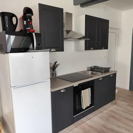 Apartamento Très Joli F4 Neuf Au Pied Du Château Avec Jardin