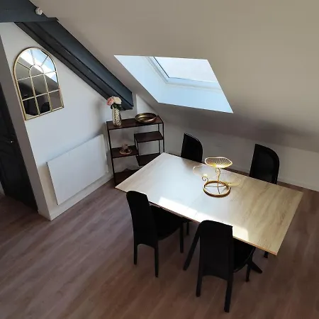 Apartamento Très Joli F4 Neuf Au Pied Du Château Avec Jardin *