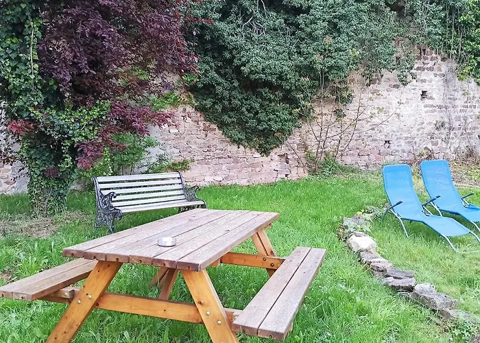 Apartment Au Pied Du Chateau D'isenbourg, Tres Beau F4 Neuf Avec Jardin Prive!