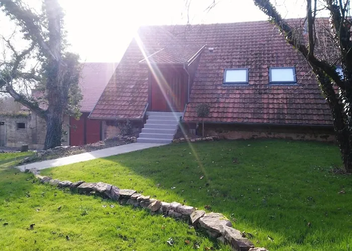 Au Pied Du Chateau D'isenbourg, Tres Beau F4 Neuf Avec Jardin Prive! Apartment